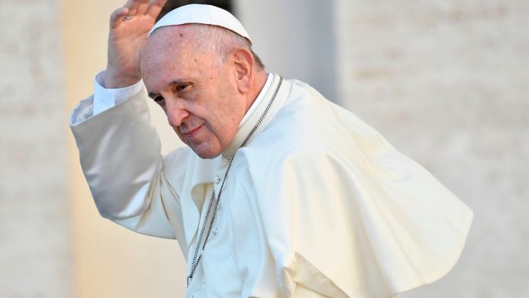 Påven mötte Frälsningsarmén i Vatikanen 