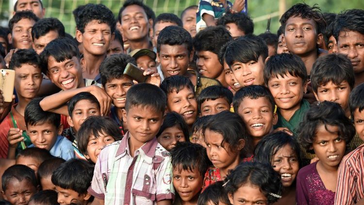 Myanmar children in a refugee camp in Bangladesh