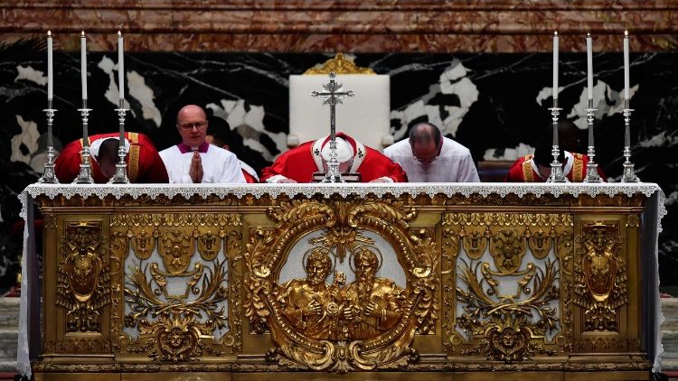 Messe du Pape François pour les cardinaux et évêques défunts, le 3 novembre 2017.