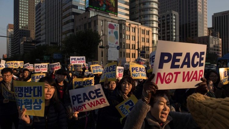 Sul-coreanos dizem não à guerra em manifestação na capital Seul em favor da paz (05/11/2017