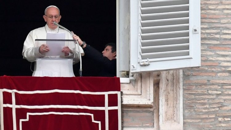 El Papa Francisco a la hora del Ángelus dominical