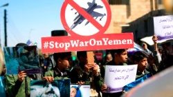 yemen-conflict-1511175172871.jpg