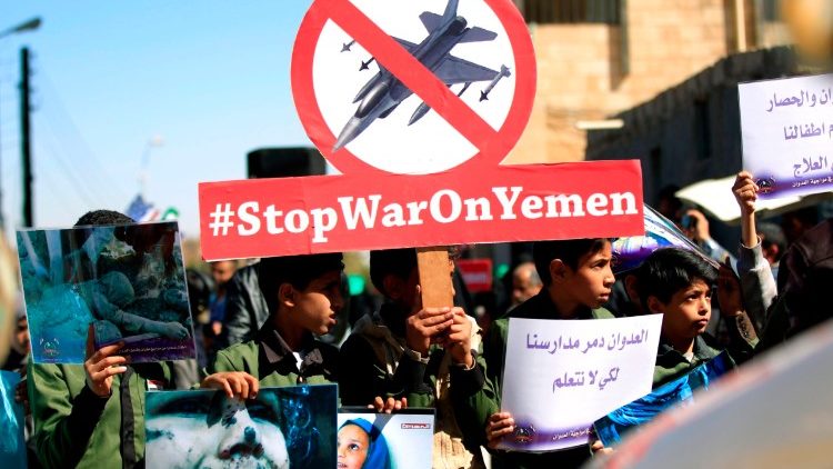 Йеменски деца протестират срещу войната в страната