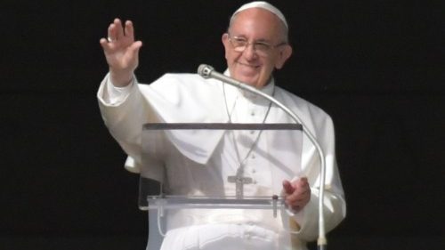 Angelus: Papst mahnt zur Sorge um die Schwächsten