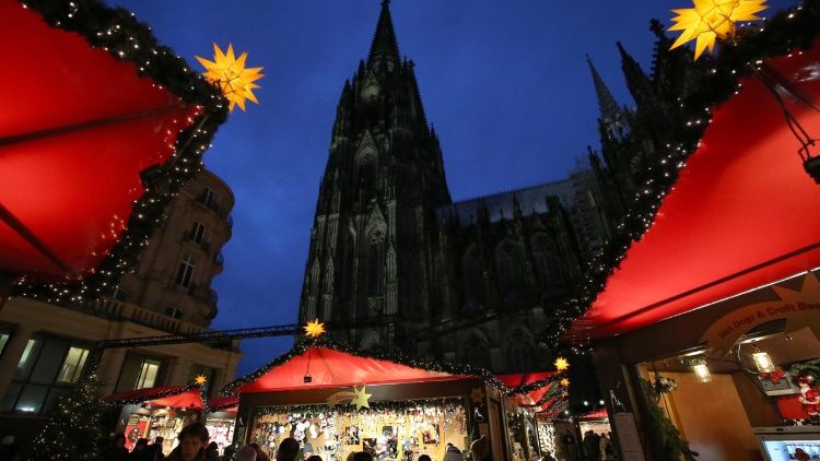 Weihnachtsmarkt in Köln, Deutschland