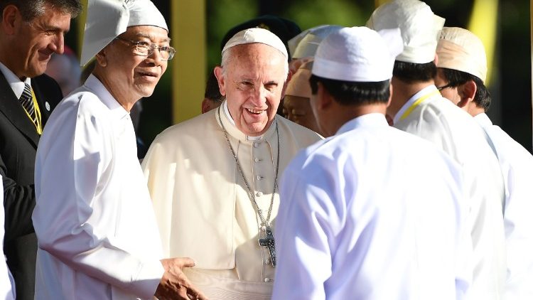 Pope in Myanmar