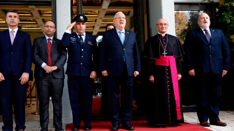 Präsident Rivlin empfängt den Vatikanbotschafter