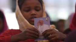 bangladesh-vatican-religion-pope-1512009072525.jpg