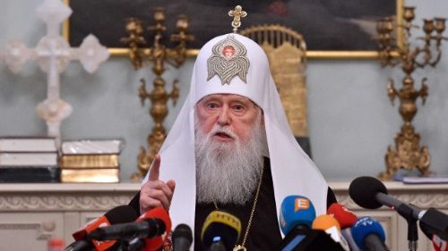 A konstantinápolyi patriarkátus döntése az ukrán ortodox egyház autokefál jellegéről   