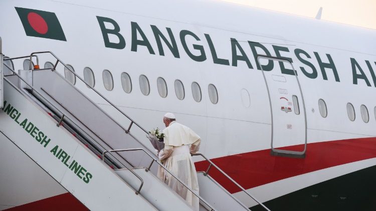 bangladesh-vatican-religion-pope-1512213667771.jpg