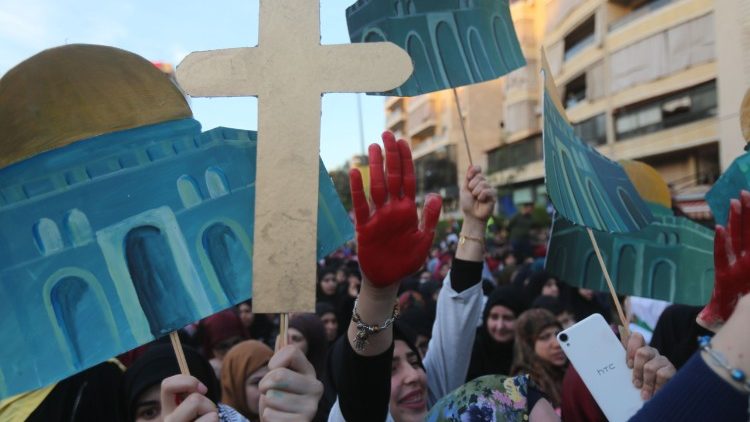 Bispos jordanianos apoiam posições defendidas pelo Rei Abdullah II, que continua a reivindicar o papel de “custódio” dos Lugares Santos muçulmanos e cristãos de Jerusalém