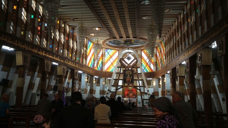 Messe de Noël dans la cathédrale syro-catholique Notre-Dame-de-l'Intercession de Bagdad.