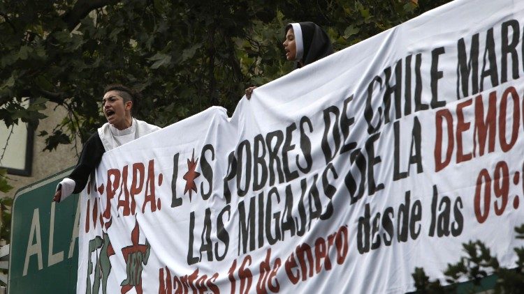 chile-pope-visit-protest-1516059493280.jpg