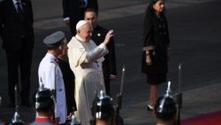 chile-pope-visit-bachelet-1516103587411.jpg