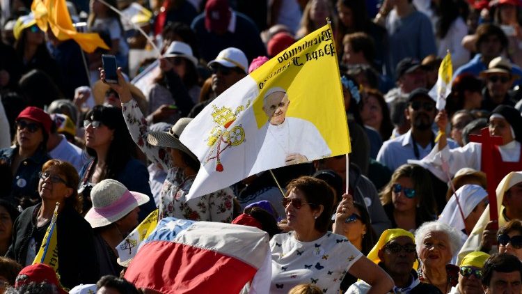 chile-pope-visit-mass-1516111844677.jpg