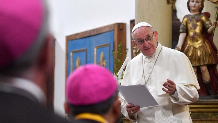 Papa Francisco viaje apostólico Chile Encuentro con los obispos.