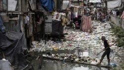 philippines-society-poverty-environment-1516192298667.jpg