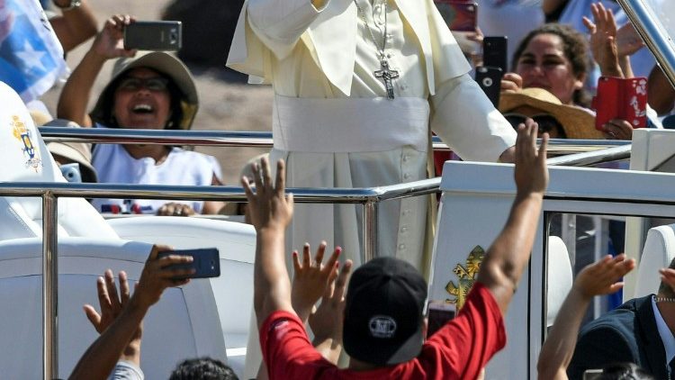 chile-pope-visit-1516289780197.jpg