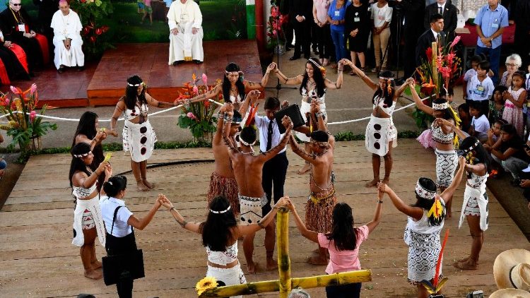 peru-pope-visit-indigenous-1516386987536.jpg
