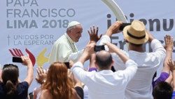 peru-pope-visit-1516560380670.jpg
