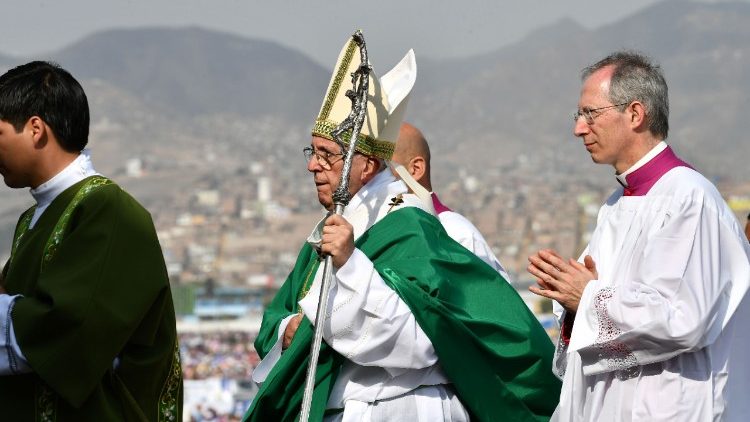 peru-pope-visit-1516572697525.jpg