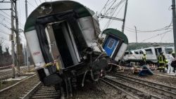 italy-accident-train-crash-1516885817608.jpg