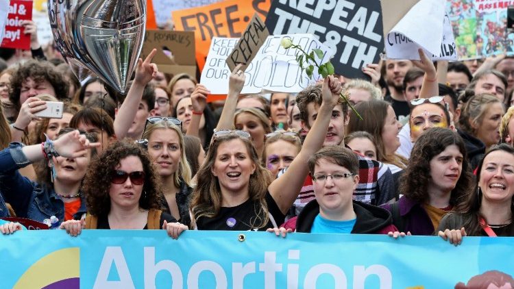 Eine Demo für eine Legalisierung der Abtreibung Ende September 2017 in Dublin