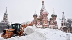 topshot-russia-weather-feature-1517835774607.jpg
