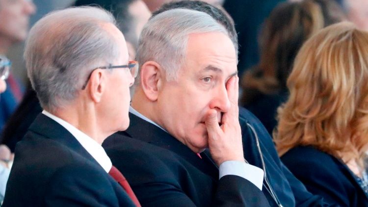 Le Premier ministre Benjamin Netanyahou à l'aéroport Ben Gourion à Tel-Aviv, le 15 février 2018.