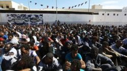 libya-migrants-1519321383141.jpg