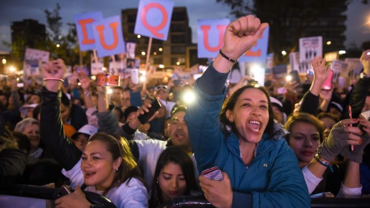 Supporters of former Colombian President and current senator Alvaro Uribe