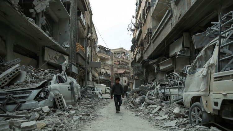 Viele Städte in Syrien - hier Duma bei Damskus - sind bereits völlig zerstört.