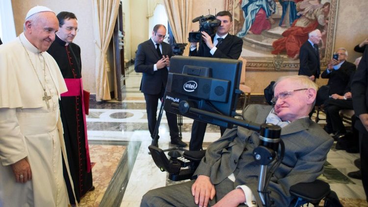 Im November 2016 traf der jüngst verstorbene Stephen Hawking Papst Franziskus
