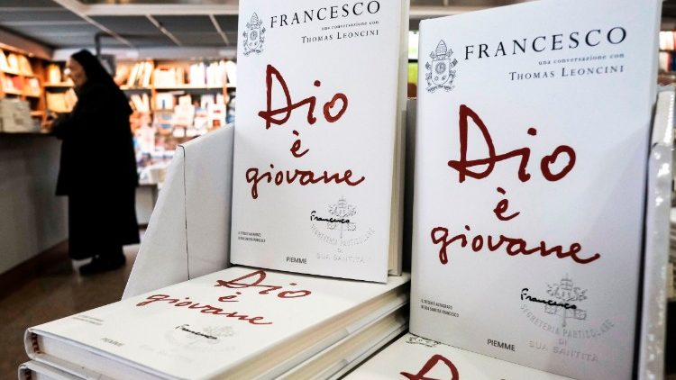 Le livre du Pape dans les libraries italiennes, le 20 mars 2018.
