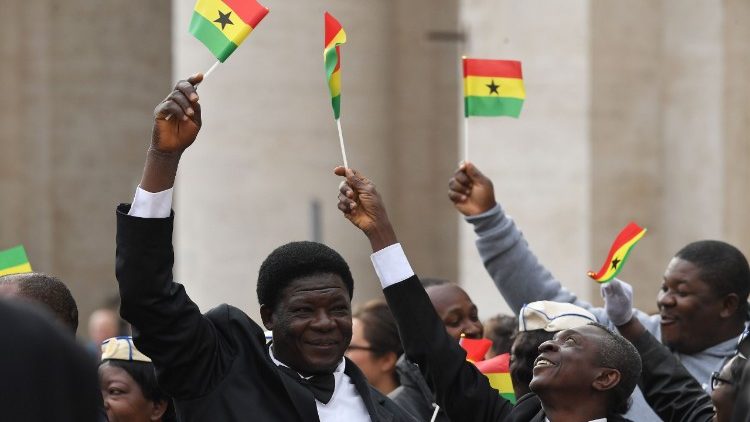 Cidadãos do Gana durante a audiência no Vaticano