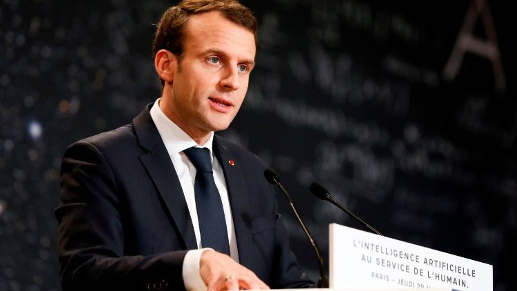 Frankreichs Präsident Macron wird die französischen Bischöfe treffen
