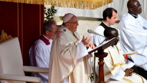 Regina Coeli: Papst grüßt Roma und Sinti 