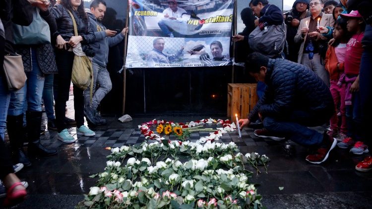Journalists in Ecuador at a vigil for their murdered colleagues