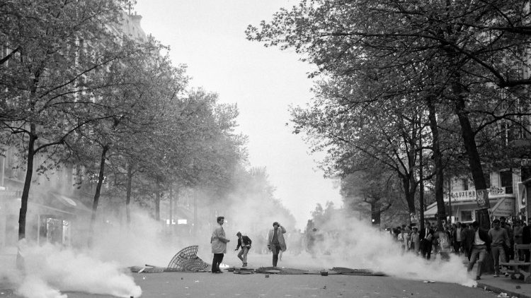 Émeutes dans le quartier latin à Paris, le 5 mai 1968.