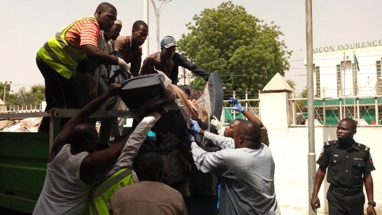 Gewalt gehört in Nigeria zum Alltag: Nach einem Attentat in Bama am 22. April