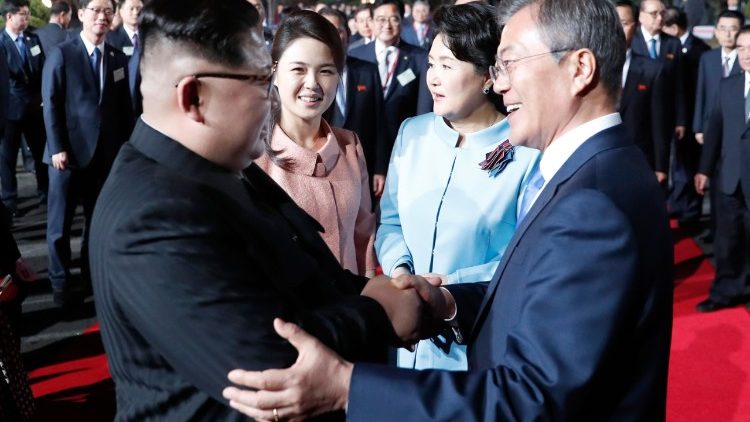 skorea-nkorea-diplomacy-summit-1524876493551.jpg