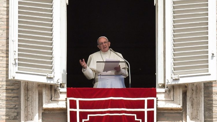 Pope Francis addresses the pilgrims in St. Peter's Square for the Regina Coeli