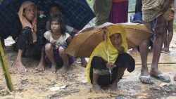 files-bangladesh-refugee-rohingya-weather-1525345385506.jpg