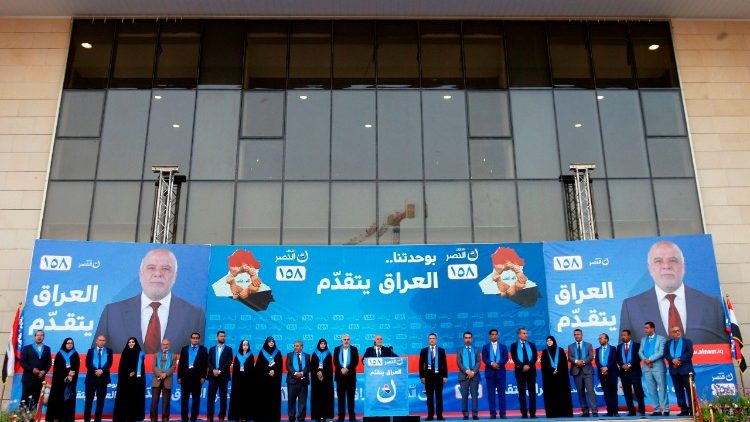 Ministerpräsident Haider al-Abadi auf Wahlkampftour in Nadschaf