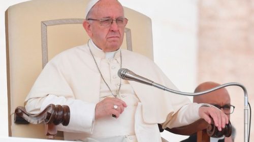 Recordatorio del Papa: rezar por la paz en Siria y en el mundo entero