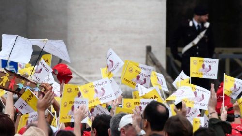 Papst: Friedensjournalismus statt Fake News