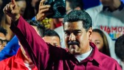 topshot-venezuela-elections-politics-vote-1526900296859.jpg