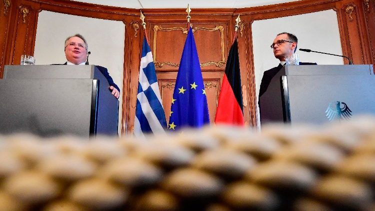 Les ministres des Affaires étrangères grecs et allemands, lors d'une conférence de presse commune, le 29 mai 2018 à Berlin.