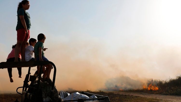Conflito israelense-palestino em Gaza, fonte de stress para as crianças nos territórios ocupados