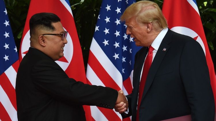 Donald Trump s Kim Čong-unom